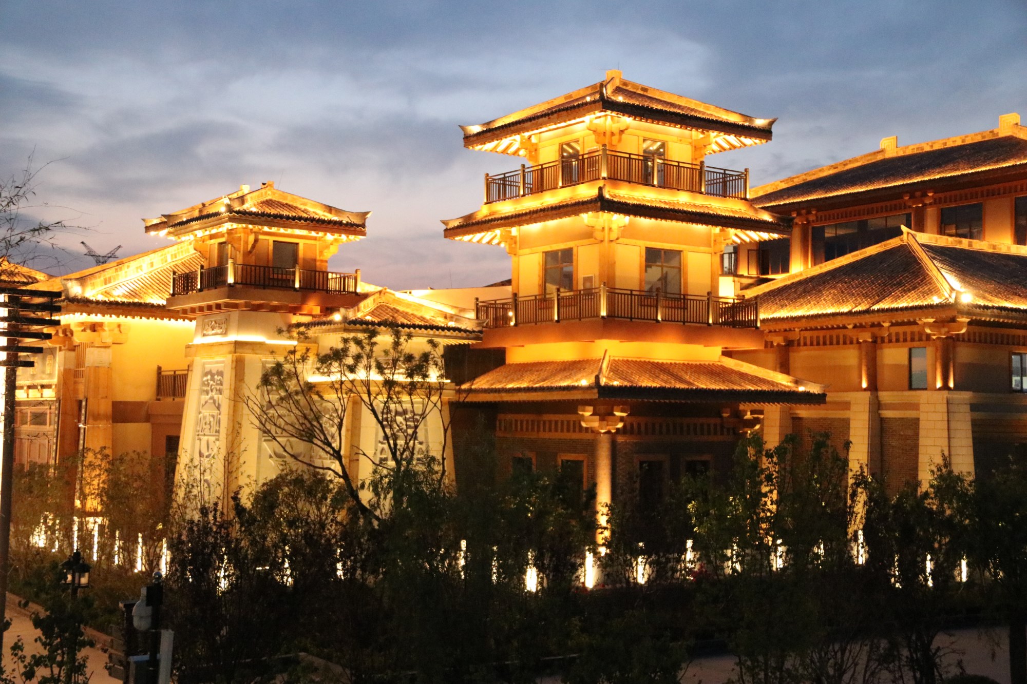 LED洗墻燈旅游景色外墻燈光的首選，那么它究竟有哪些好處？